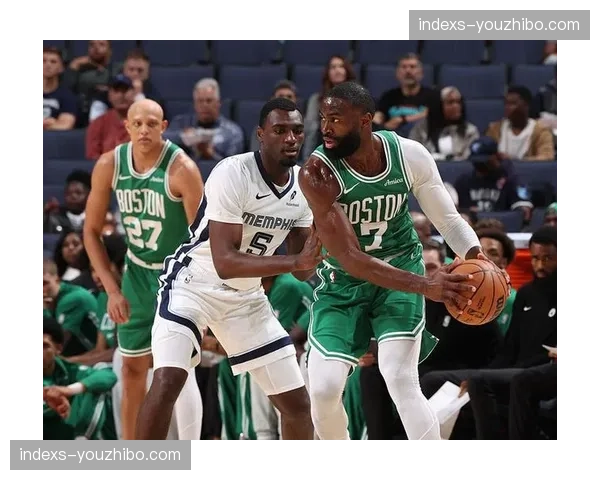 活塞防守效率从第28升至第18，罗宾逊勒韦尔加盟完善阵容